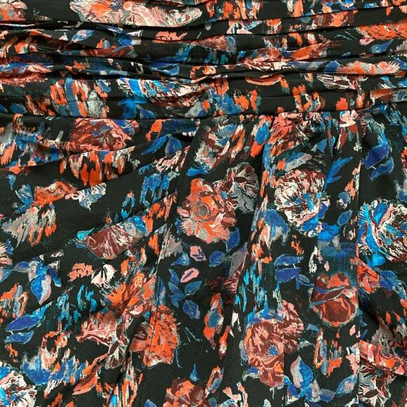 100% silk faux-wrap IRO mini skirt.  Size M - Picture 2 of 9